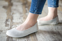 Lade das Bild in den Galerie-Viewer, Be Lenka Ballet Flats-Sophie-Chalk White