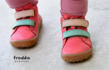 Lade das Bild in den Galerie-Viewer, Froddo  First Step CORAL
