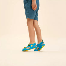 Lade das Bild in den Galerie-Viewer, Affenzahn Sandale Vegan Airy Kreativ Bär
