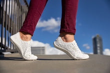 Lade das Bild in den Galerie-Viewer, Leguano AMALFI BIANCO
